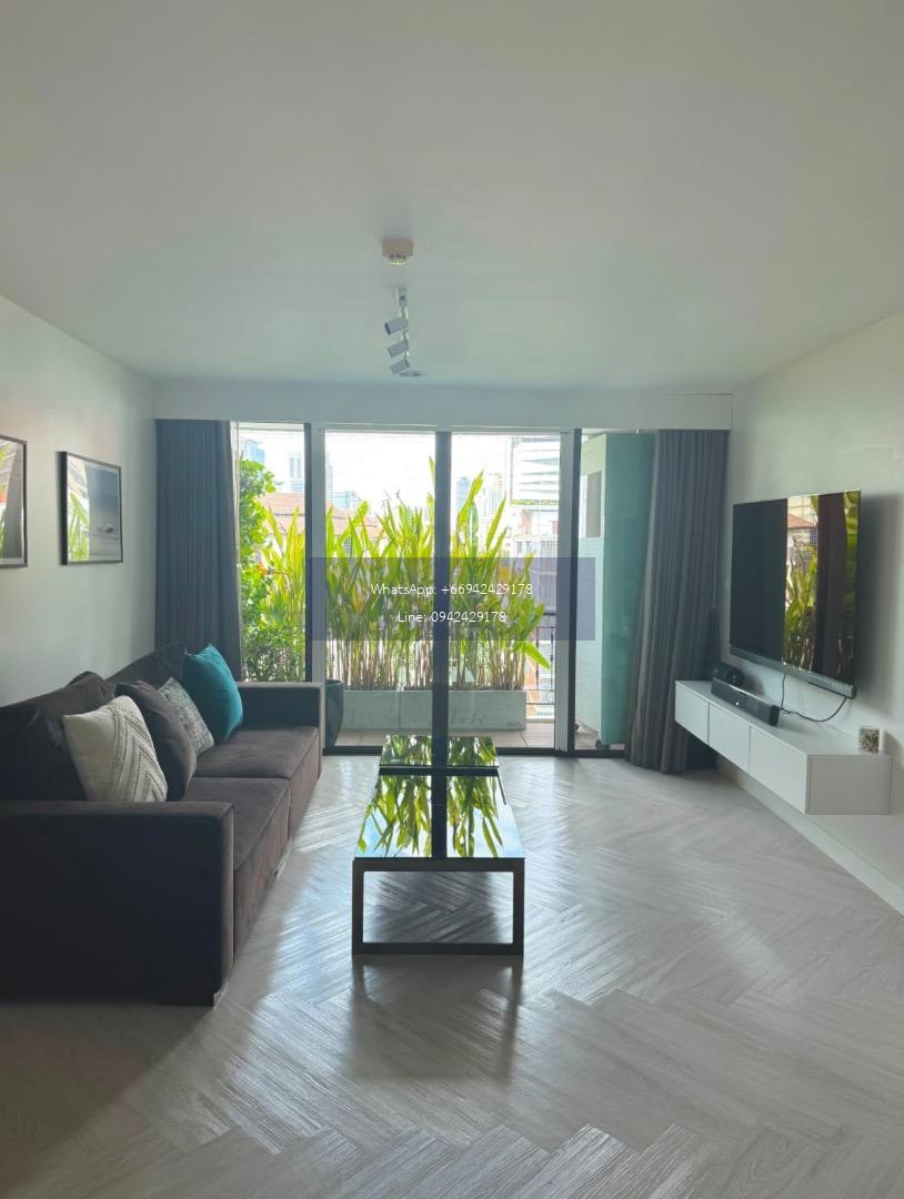 Cat Friendly Condo-Phrom Phong